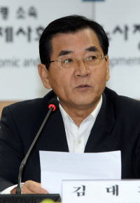 김대환 노사정위원장