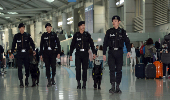 공항 경찰대 순찰1