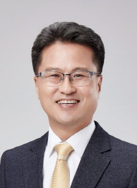 김정우 교수