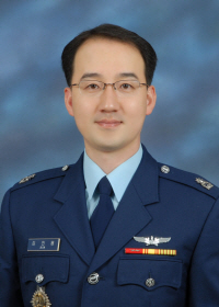 공군 김진웅 소령, 일본 방위대 ‘최고 연구자상’